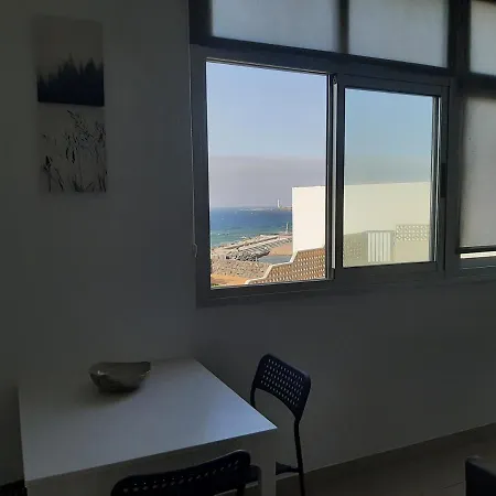 アパート Laluna2 バハマル